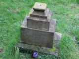 image of grave number 636741